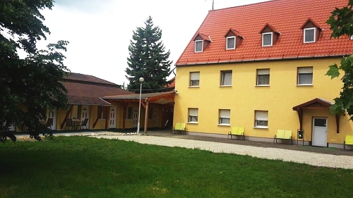 Fenyő Panzió Mezőkövesd-Zsóry Fürdő