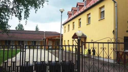 Fenyő Panzió Mezőkövesd-Zsóry Fürdő